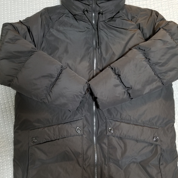 Peak performance Down winter coat. - Picture 10 of 13